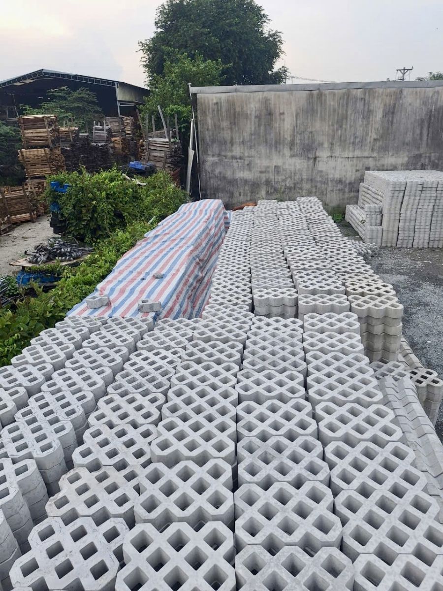 Nhà Phân Phối Gạch Bê Tông Giá Tốt